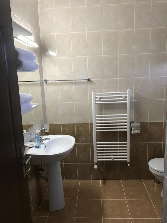 Pensiunea Granada Covasna Zewnętrze zdjęcie